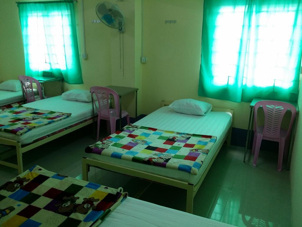 T Venus Hostel Yangon Bilik gambar