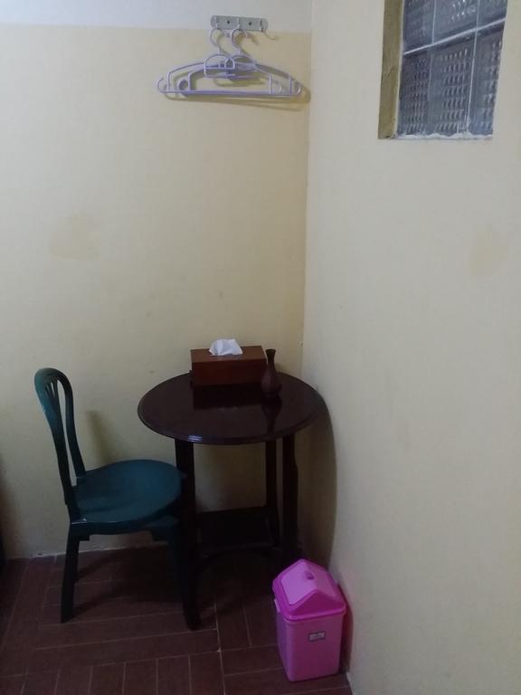 T Venus Hostel Yangon Bilik gambar
